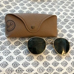 Ray-ban round sunglasses gold color💖